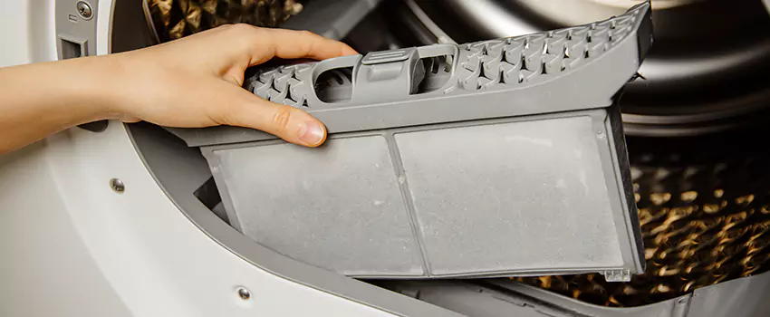 Signs Of A Clogged Dryer Lint Trap in West Lafayette, Indiana